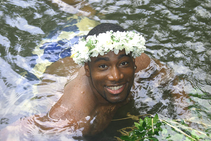 swimming in the pond in nuuanu oahu after the wedding